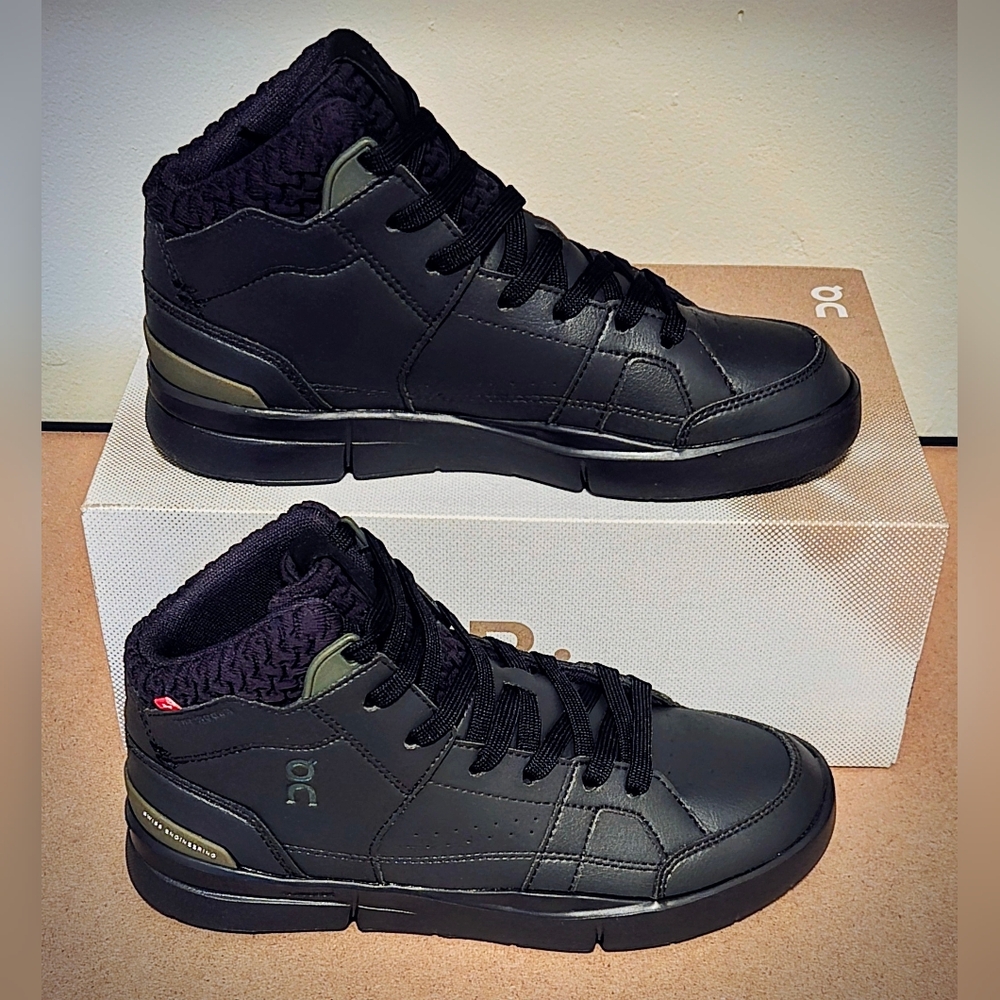 🆕 ON Cloud Women's 6.5 - The Roger Clubhouse Sansa Mid - Black - MSRP $170 - Picture 2 of 14